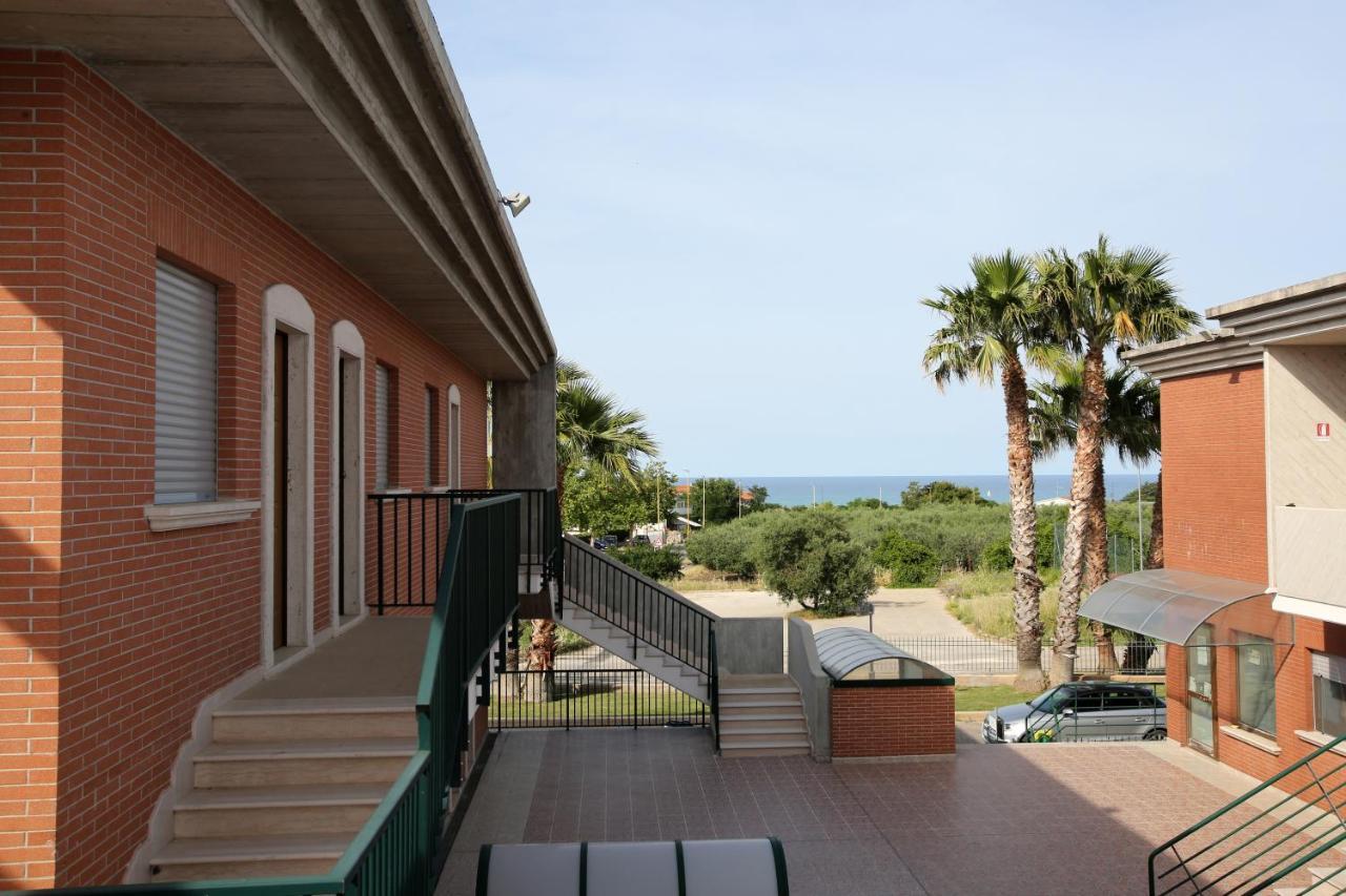Residence Villaggio Del Sole Termoli Exterior photo